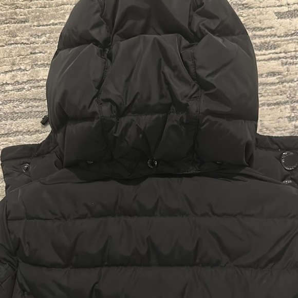 Moncler down jacket - Picture 10 of 14